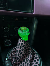 Load image into Gallery viewer, Skull shift knob with green brain Custom Shift
